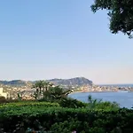 Grotta Leone *